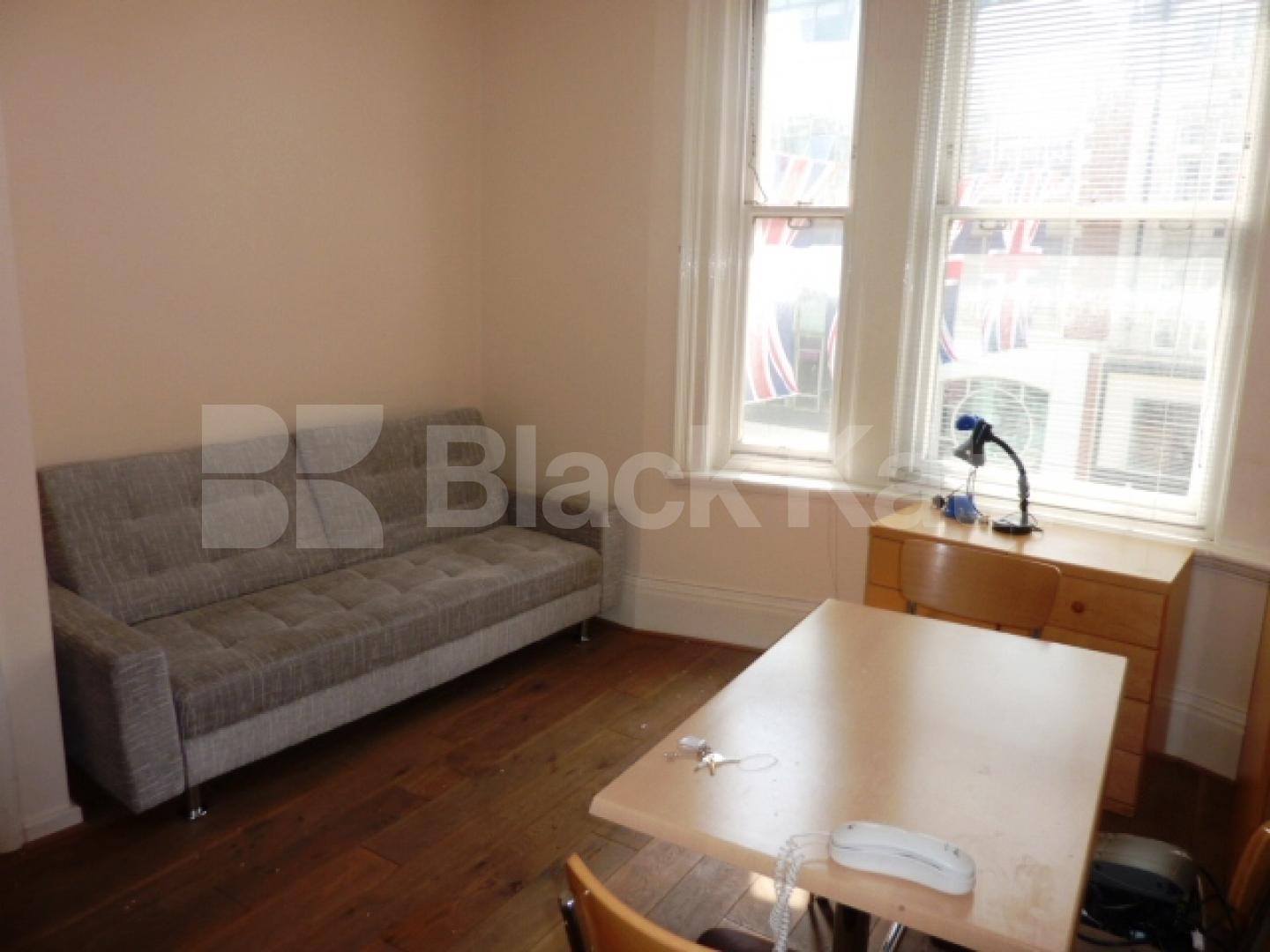 			NEW INSTRUCTION!, 1 Bedroom, 1 bath, 1 reception Flat			 Oxford Street, SOHO